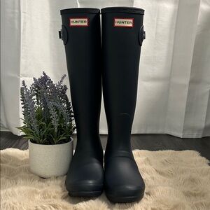 Hunter Classic Navy Blue Waterproof Boots